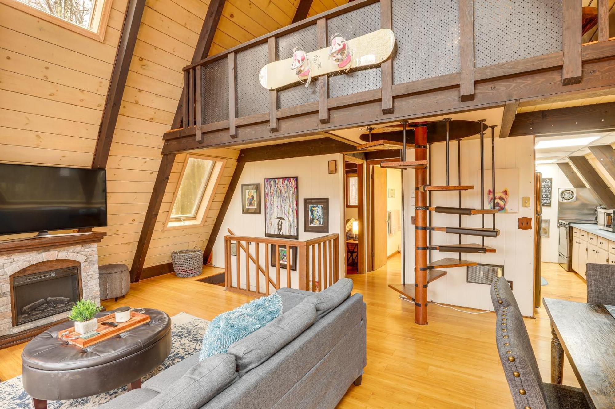 A-Frame Cabin With Hot Tub 1 Mi To Beech Mountain! Kültér fotó